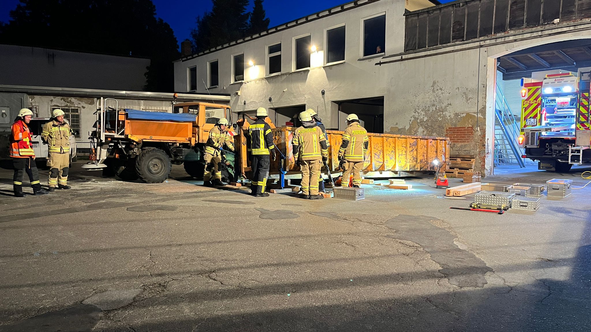 Zugübung Container 23